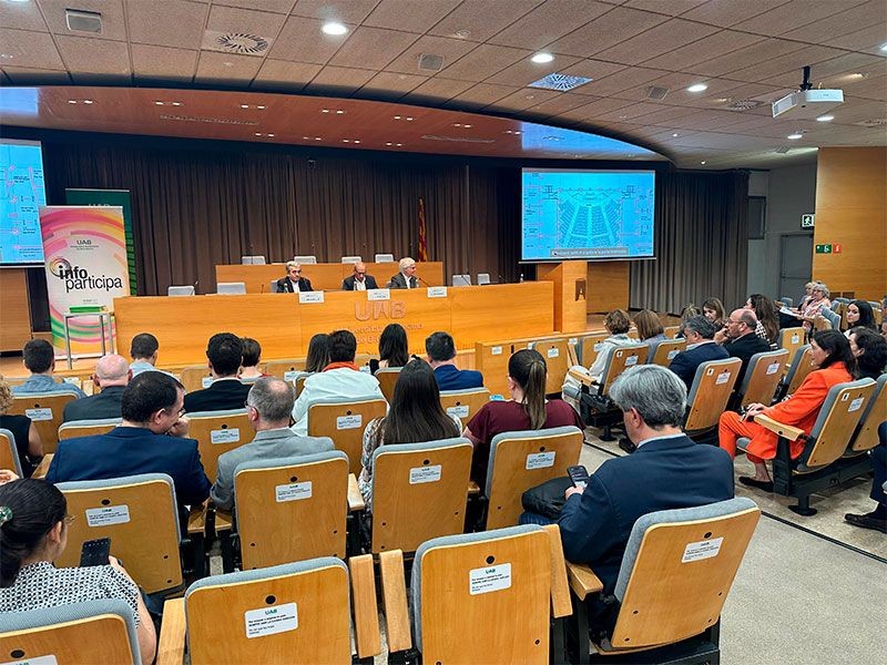 La Universidad Autónoma de Barcelona premia la transparencia de la Conferencia Episcopal Española