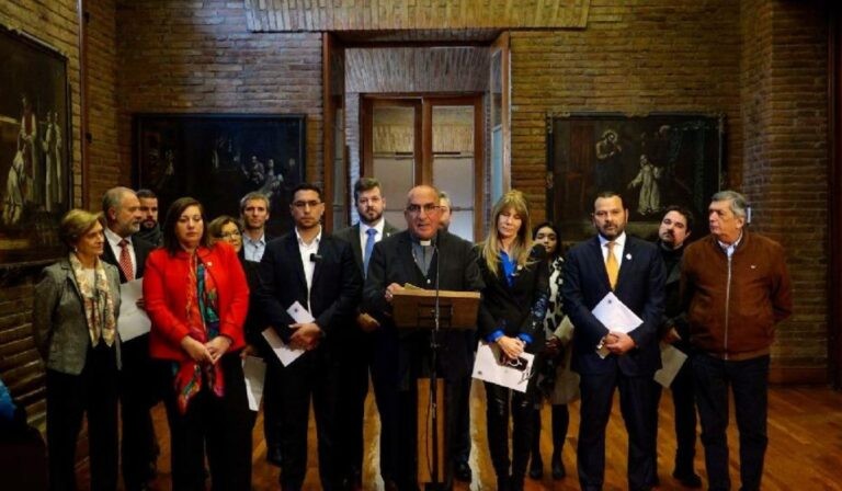 El Cardenal Chomalí insta a elecciones centradas en el respeto y el bienestar común
