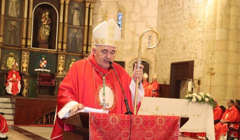 El Papa León XIV pide a los obispos dominicanos promover la paz social