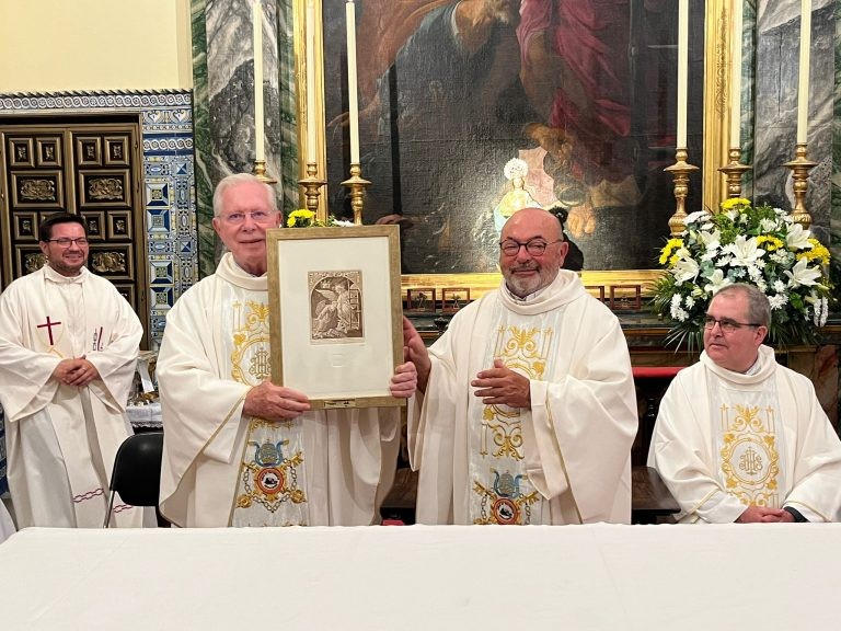 La Universidad de Curas de Sevilla celebra su cabildo anual con éxito financiero


