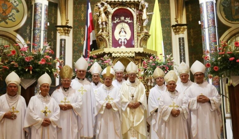 Los obispos de Costa Rica piden unidad y solidaridad en la Basílica de los Ángeles

