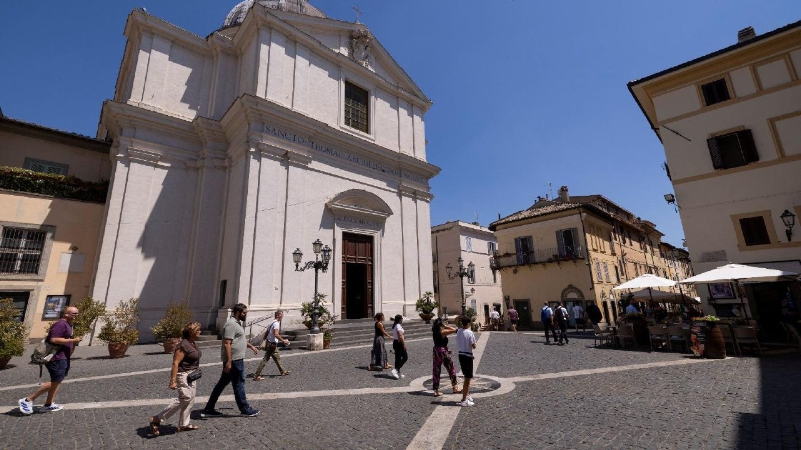 El Papa León XIV comienza su retiro estival en Castel Gandolfo

