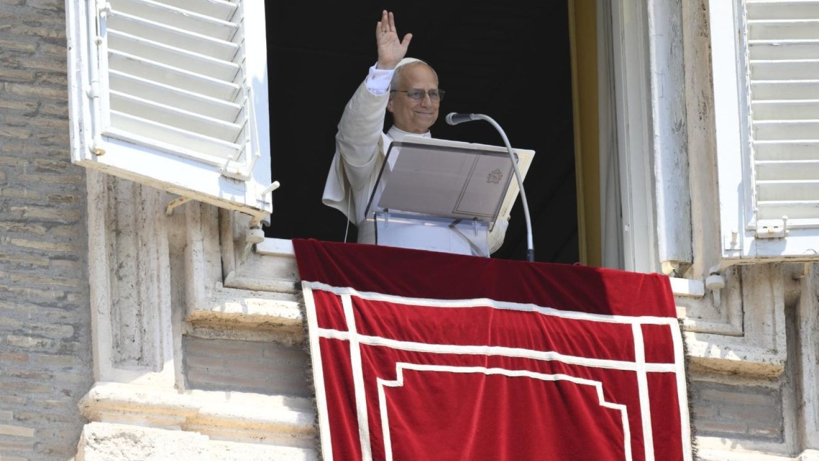 El Papa León XIV pide vivir una fe auténtica y comprometida

