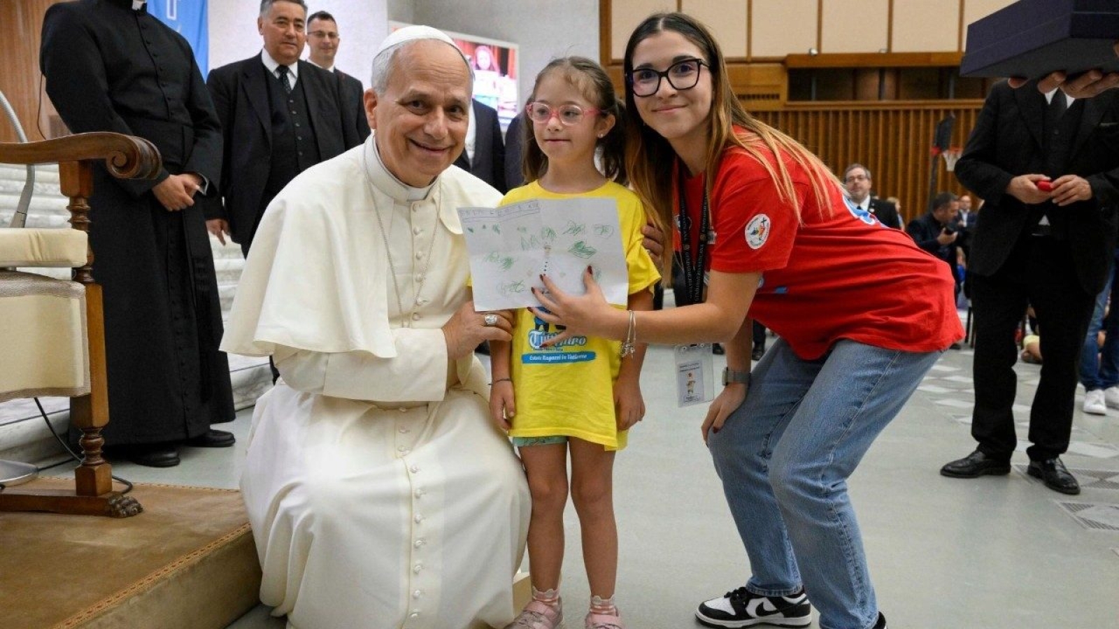 El Papa León XIV impulsa el bienestar infantil en el centro estivo vaticano

