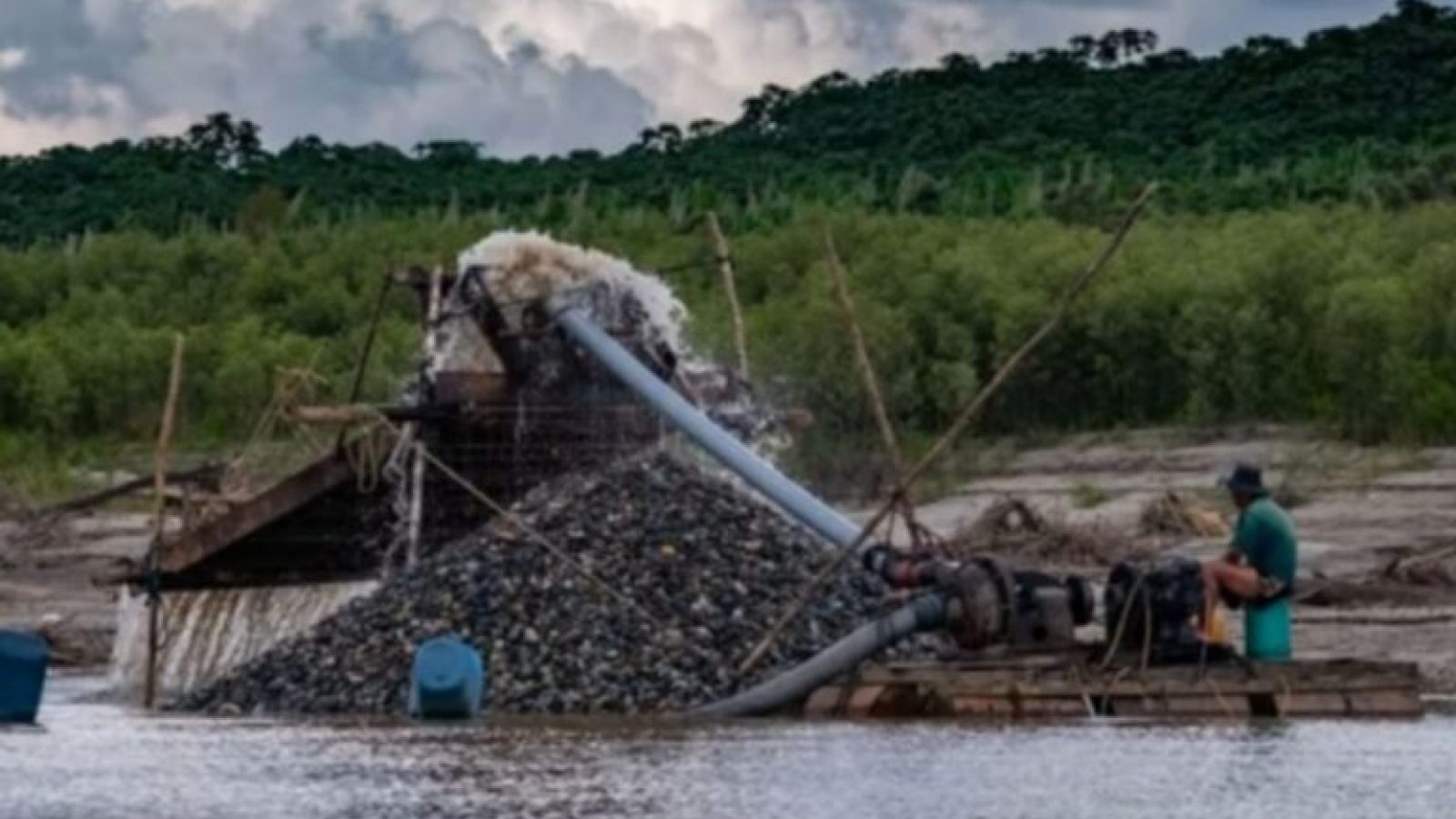 El Papa León XIV pide proteger el agua en la Amazonía

