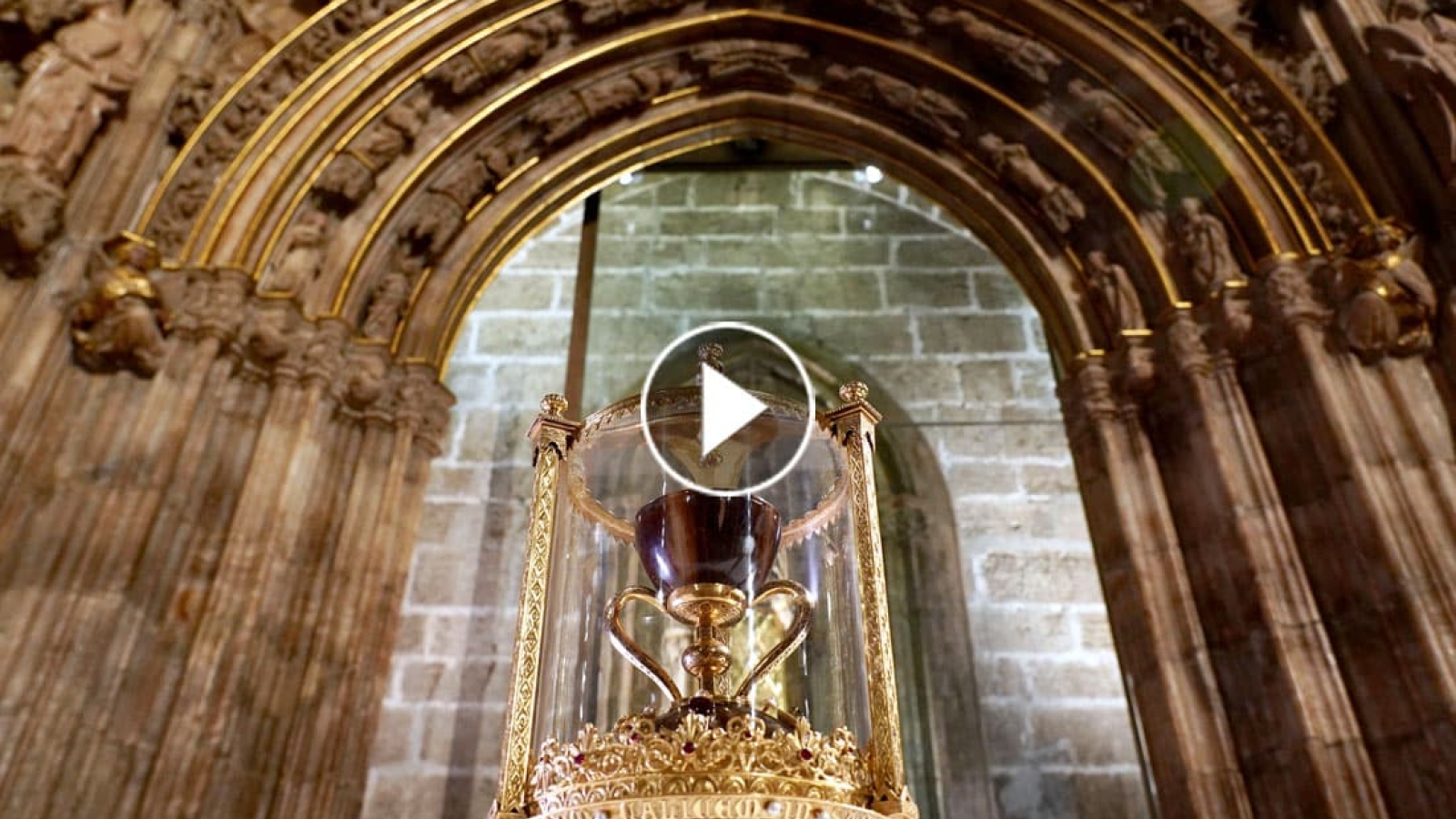 El Santo Cáliz será trasladado a San Juan de la Peña y Jaca

