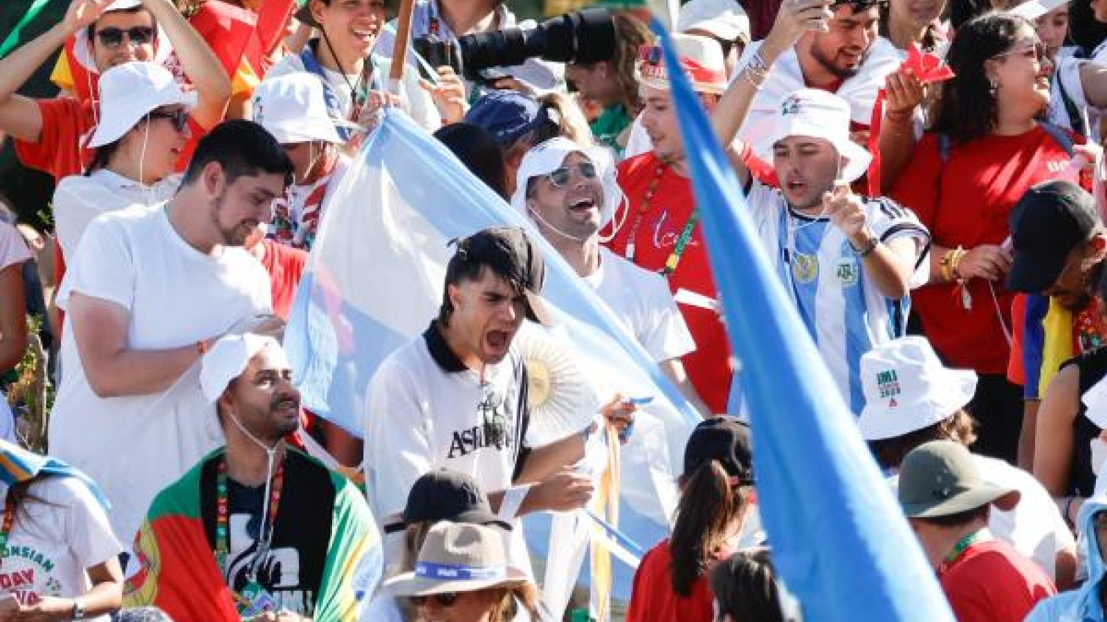 El Papa León XIV anima a los jóvenes a ser agentes de cambio en Roma


