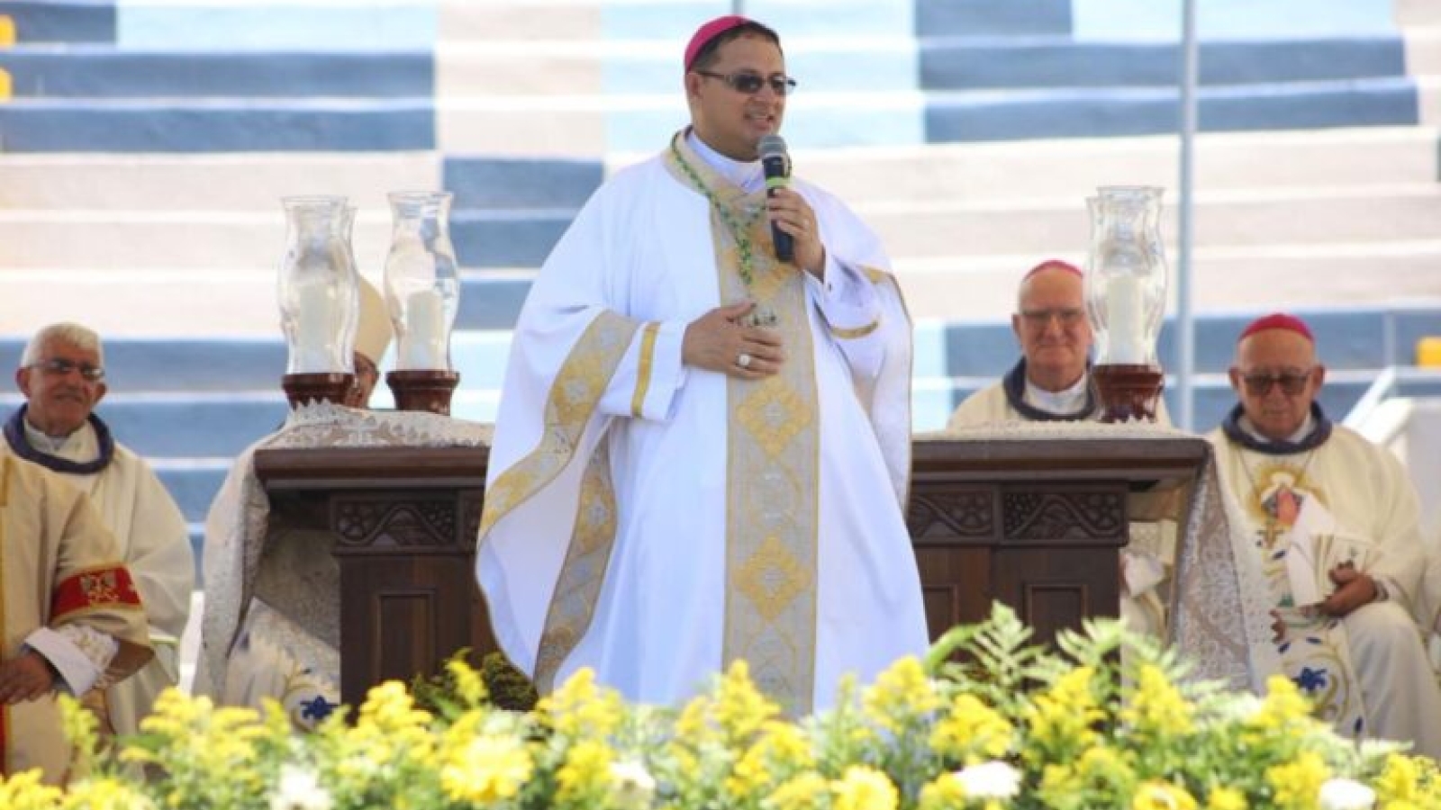 Monseñor Jenrry Velásquez asume el obispado de La Ceiba en Honduras

