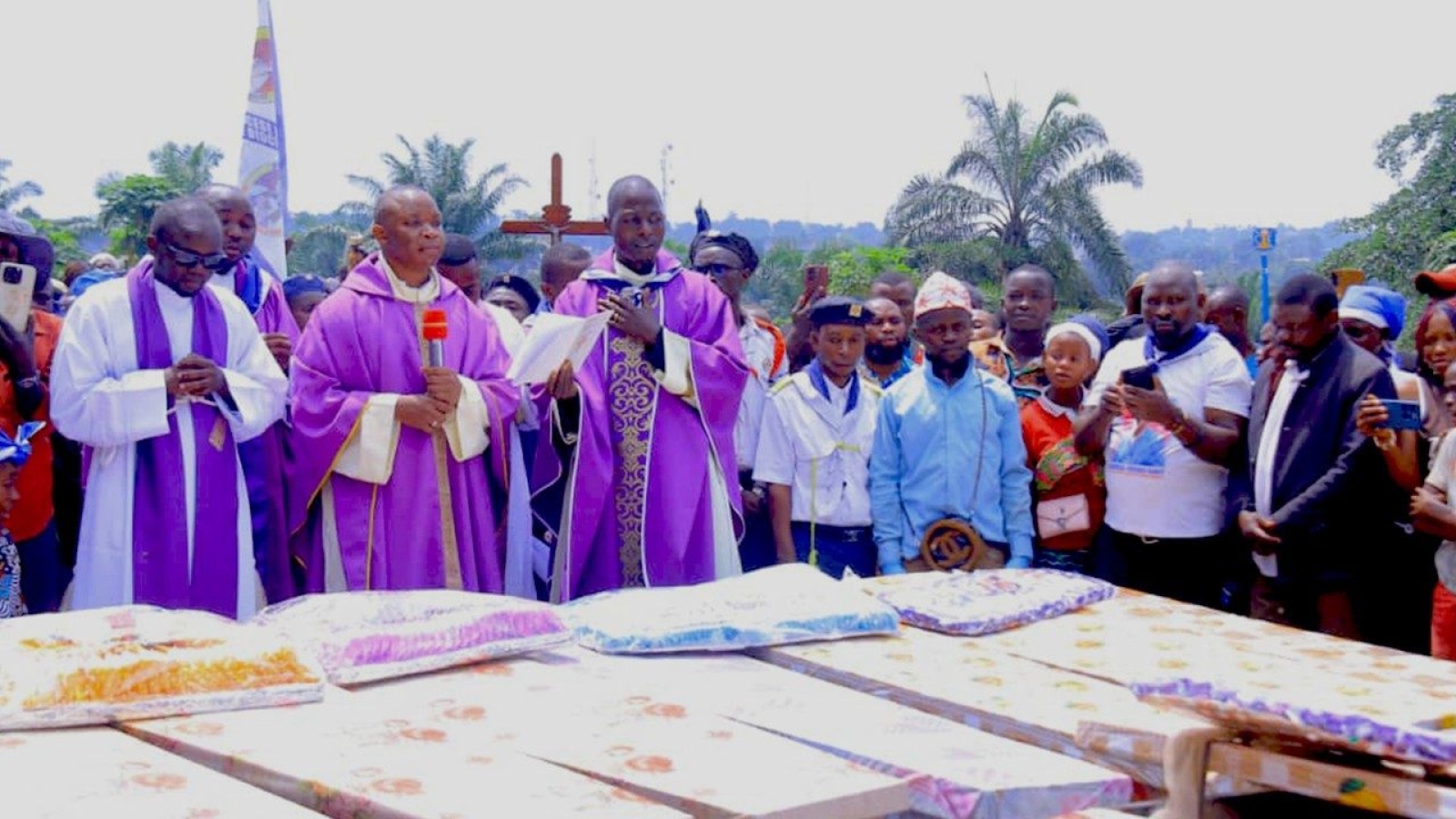 Ataque en la parroquia de Komanda deja varios fieles asesinados por milicias del ADF

