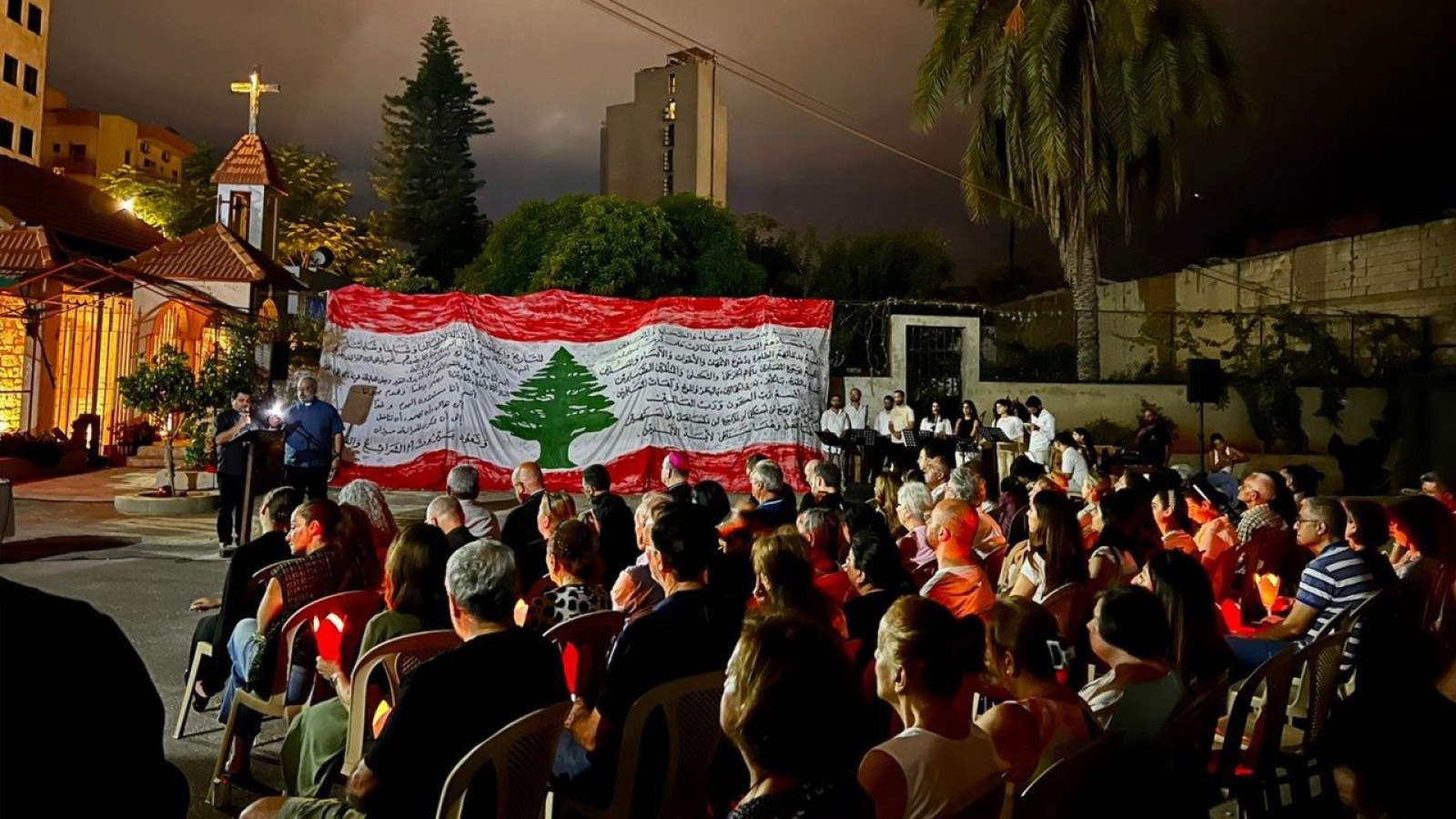 Beirut conmemora el quinto aniversario de la explosión con una vigilia