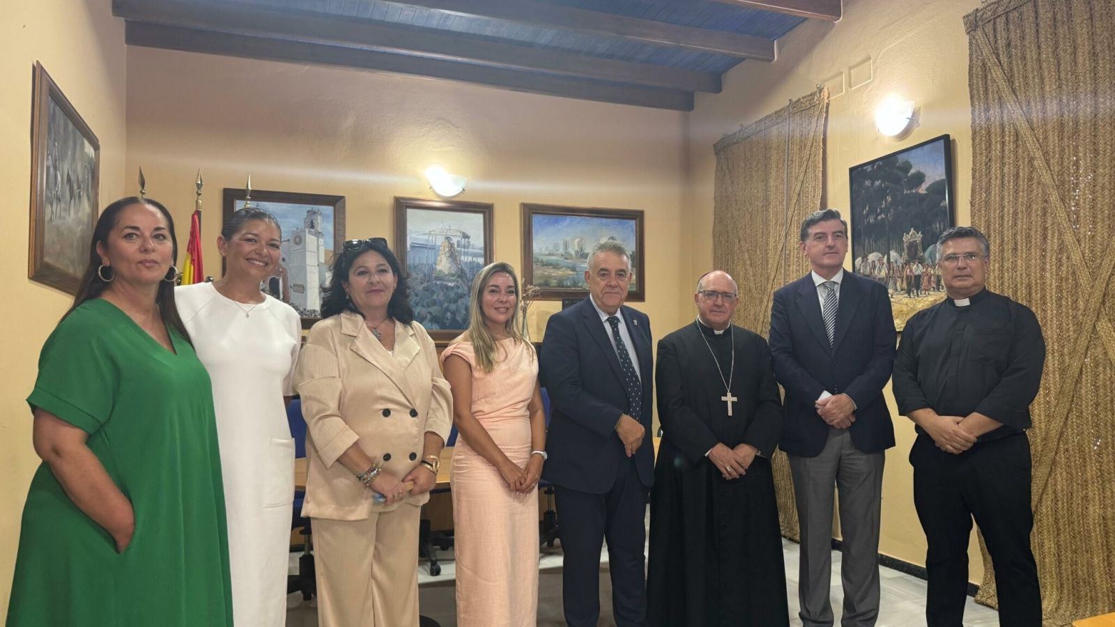 Almonte y el Obispado de Huelva acuerdan crear una Casa Diocesana en El Rocío