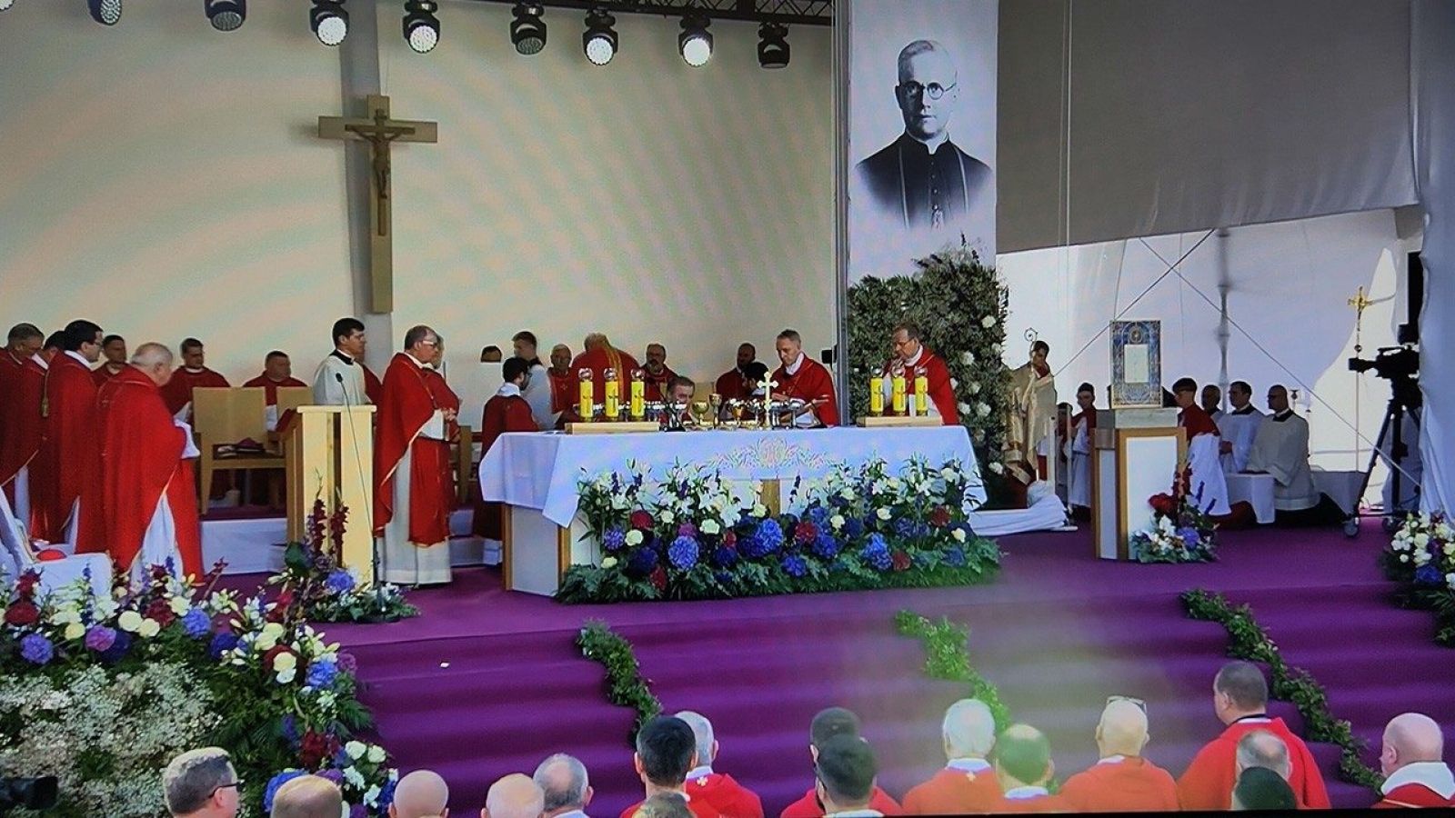 El cardenal Schönborn preside la beatificación de Eduard Profittlich en Estonia