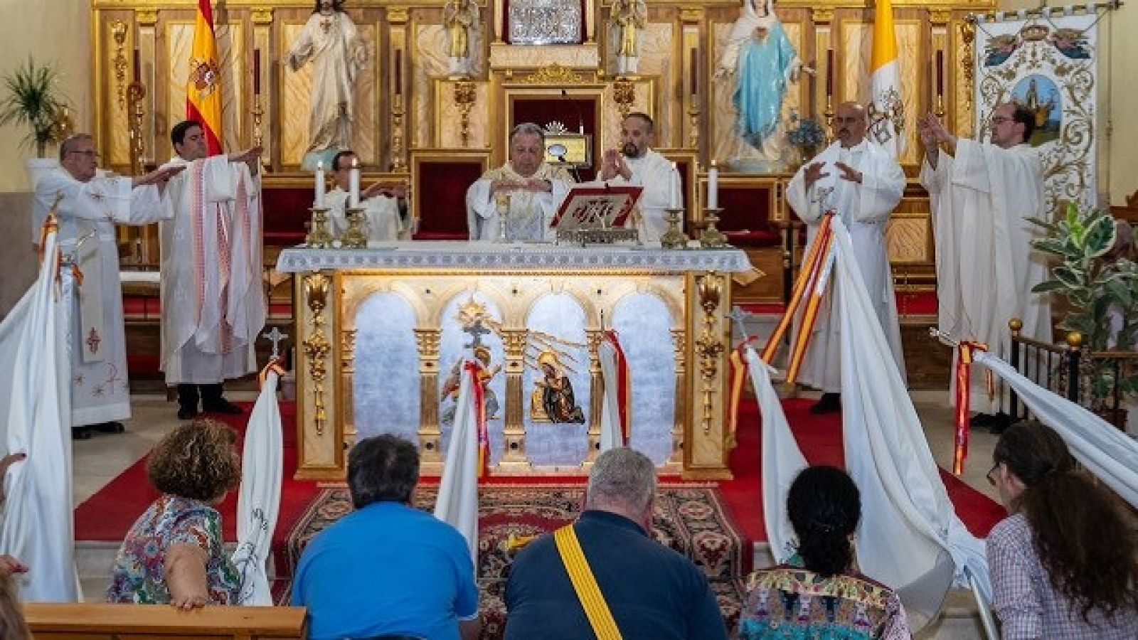 García Beltrán resalta la centralidad de la Eucaristía en Parla