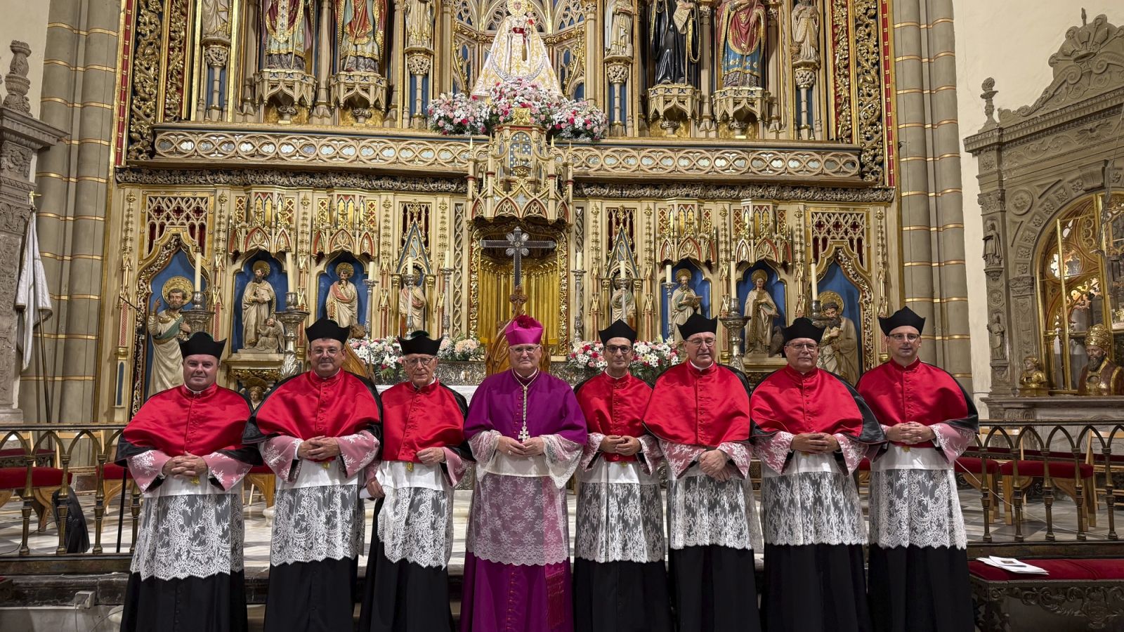 El obispo Lorca Planes preside la toma de posesión de los nuevos canónigos en Cartagena