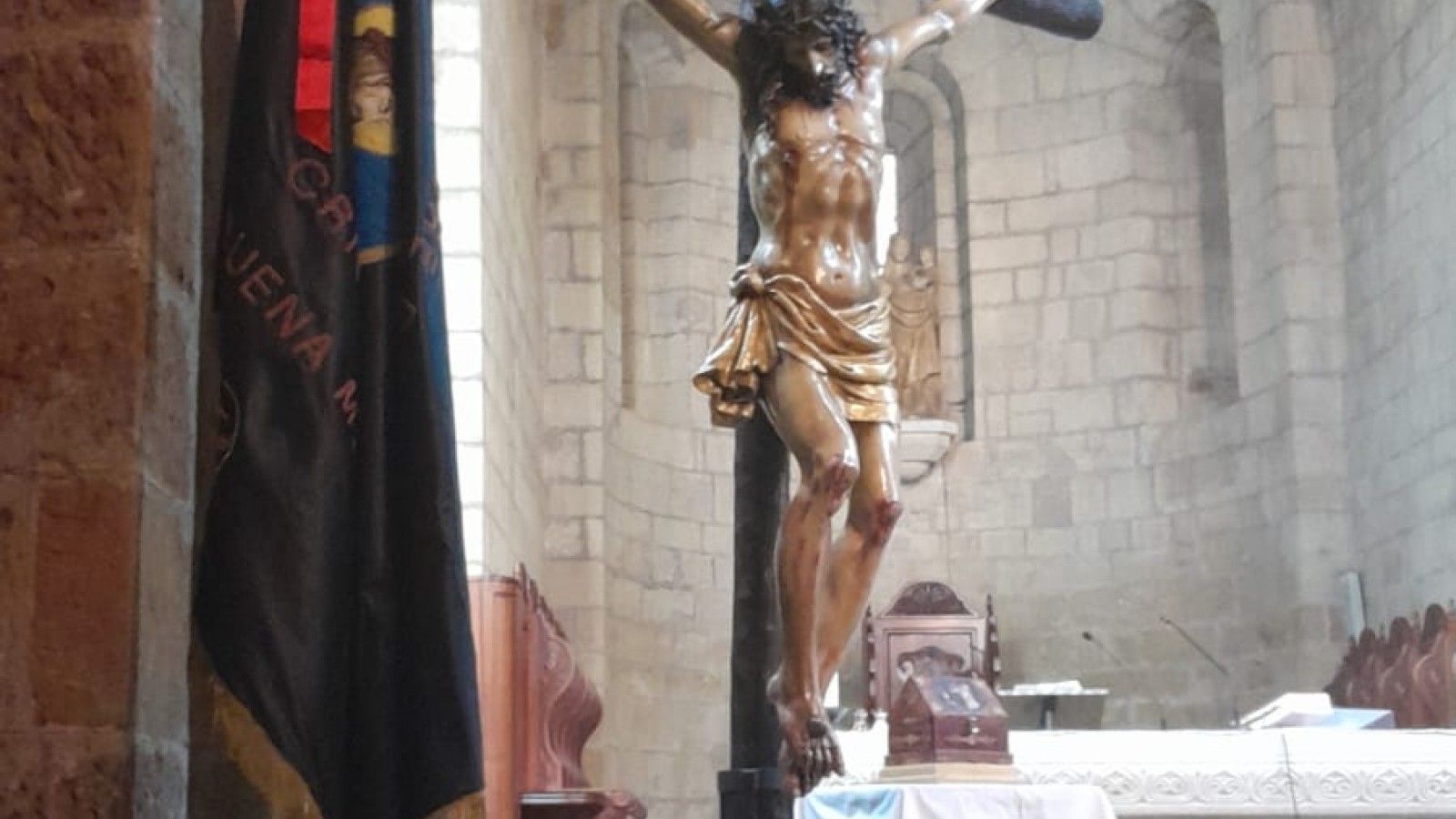 La Cofradía de Monzón celebra la Exaltación de la Santa Cruz