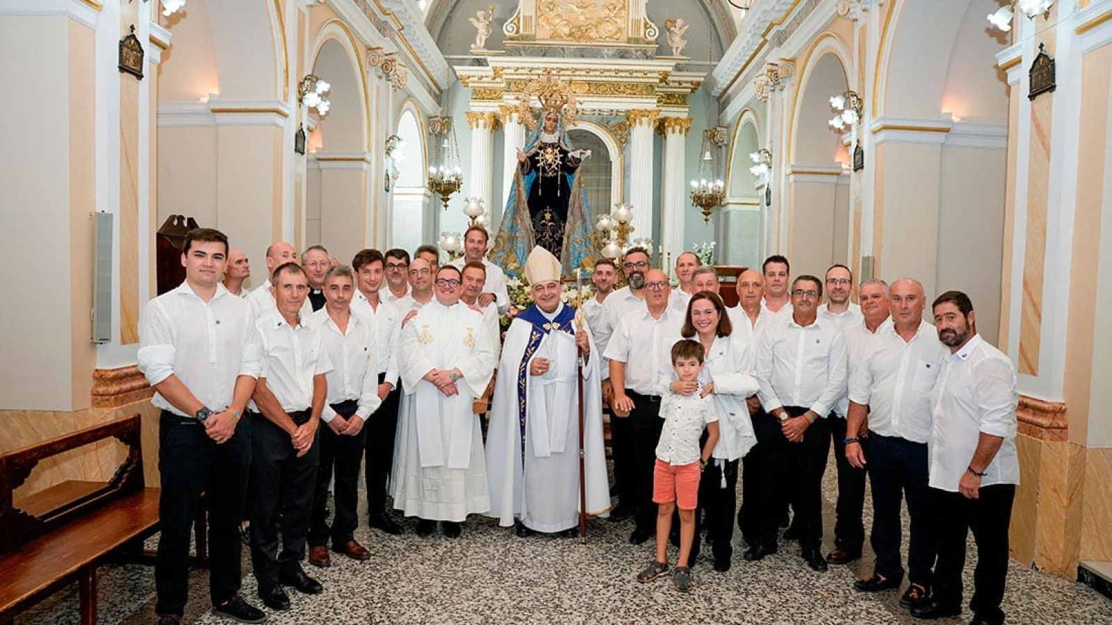 Turís honra a su Patrona en el 75 aniversario de su coronación