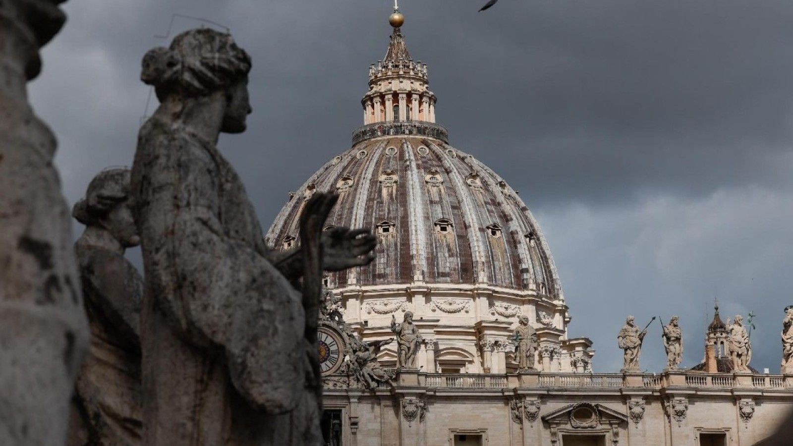 El Vaticano apela la compraventa del Palacio de Londres