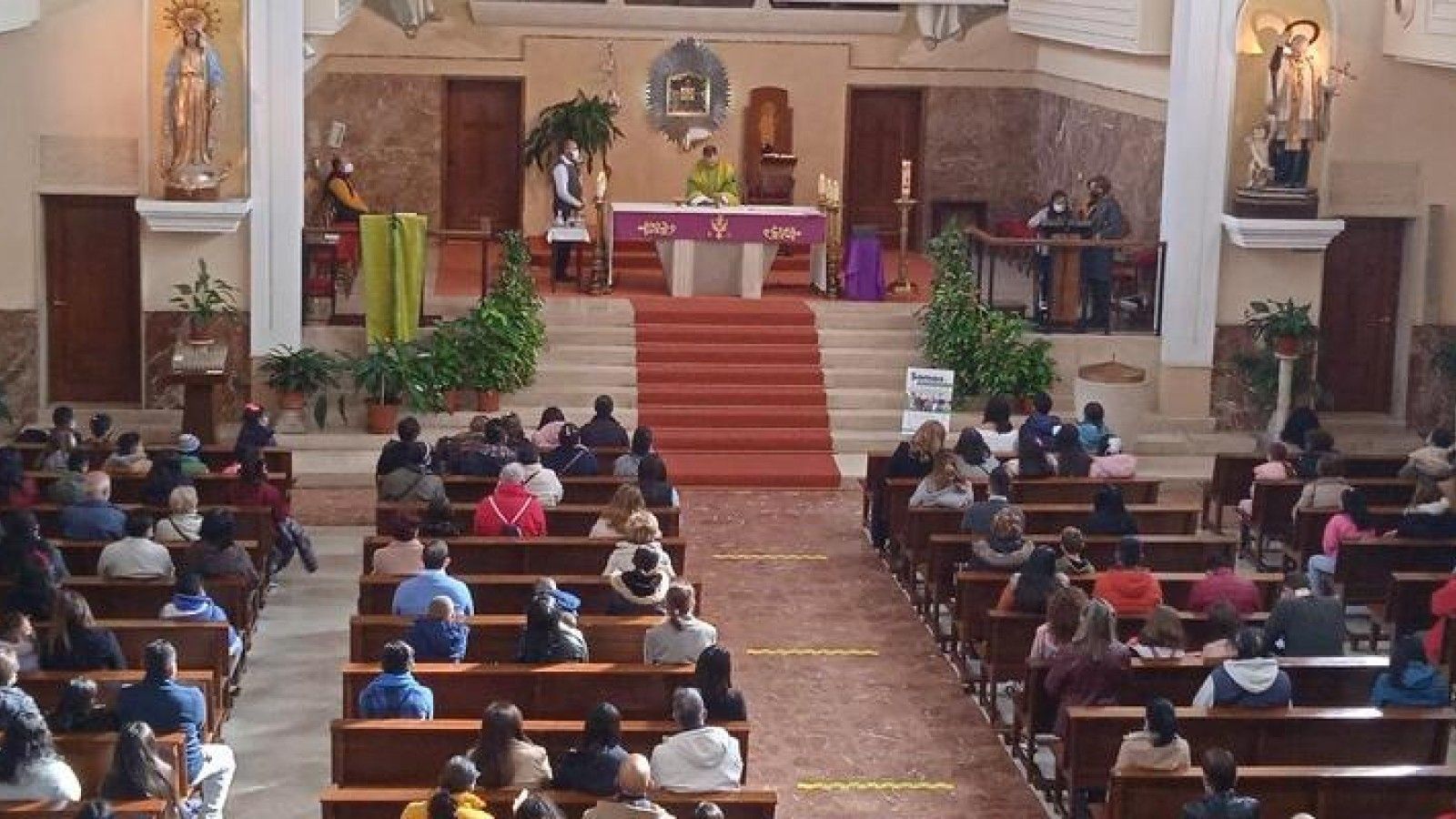 La parroquia de San Vicente de Paúl celebra 70 años en Carabanchel