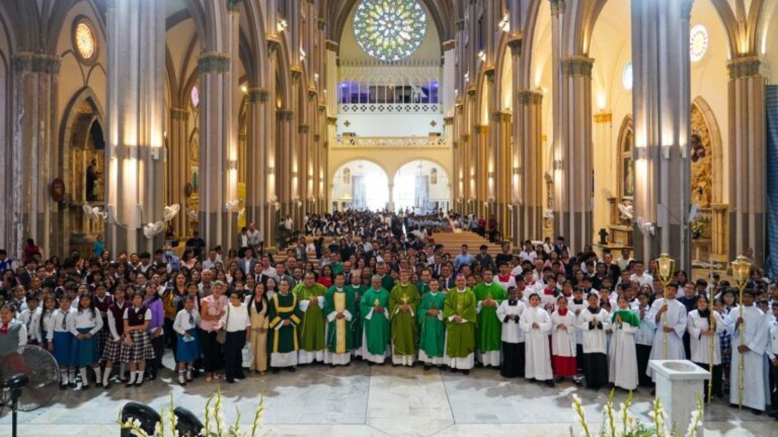 La Red Educativa Arquidiocesana de Guayaquil celebra su decimosexto aniversario