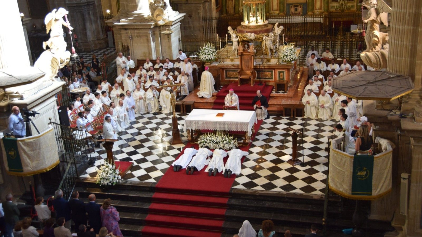 La Iglesia de Jaén celebra la ordenación de nuevos sacerdotes y diáconos