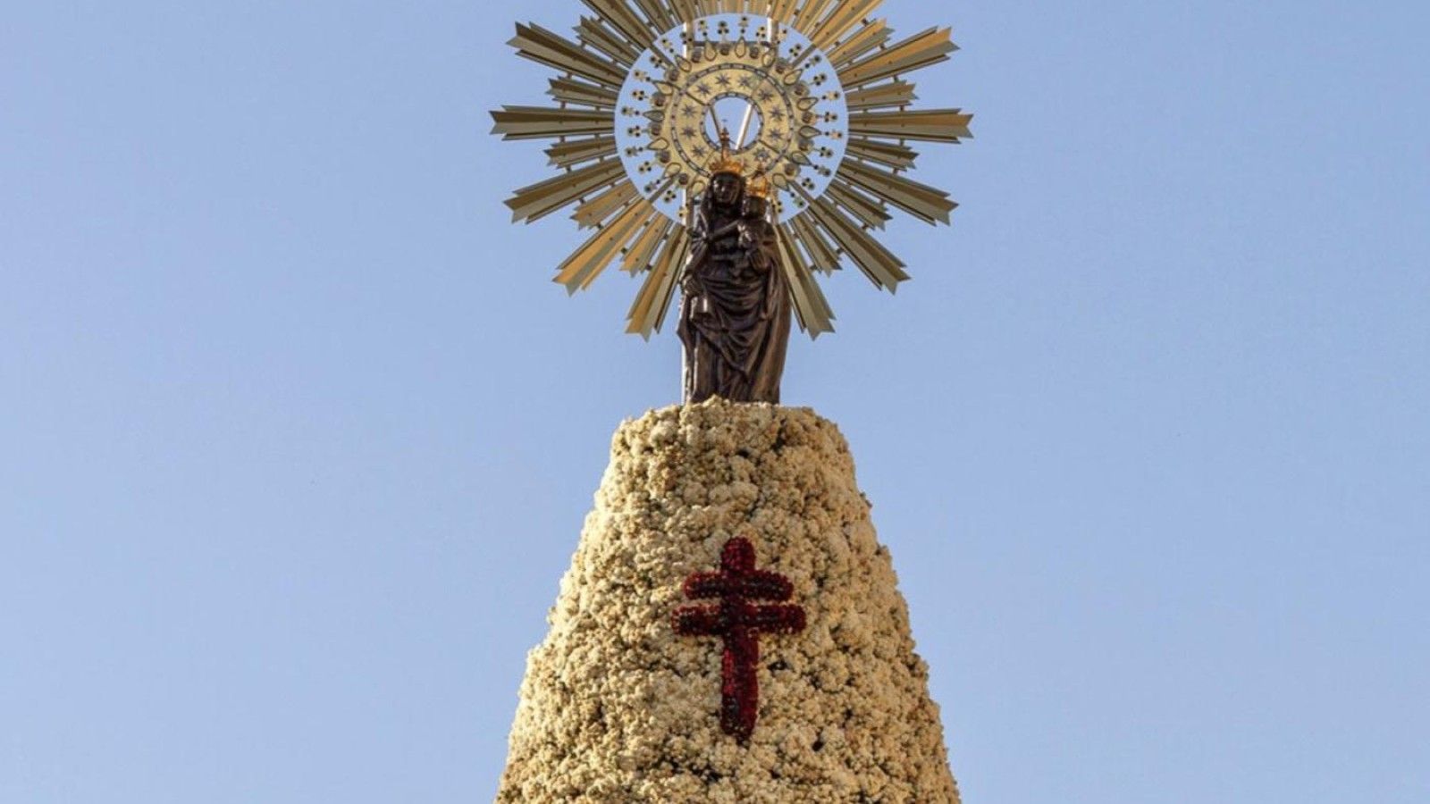 El obispo de Málaga resalta la figura de Santa María del Pilar