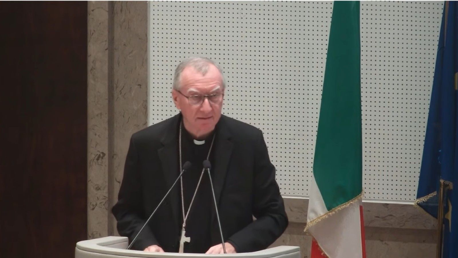 El Vaticano pide una inteligencia artificial ética en la sanidad y defiende la relación médico-paciente