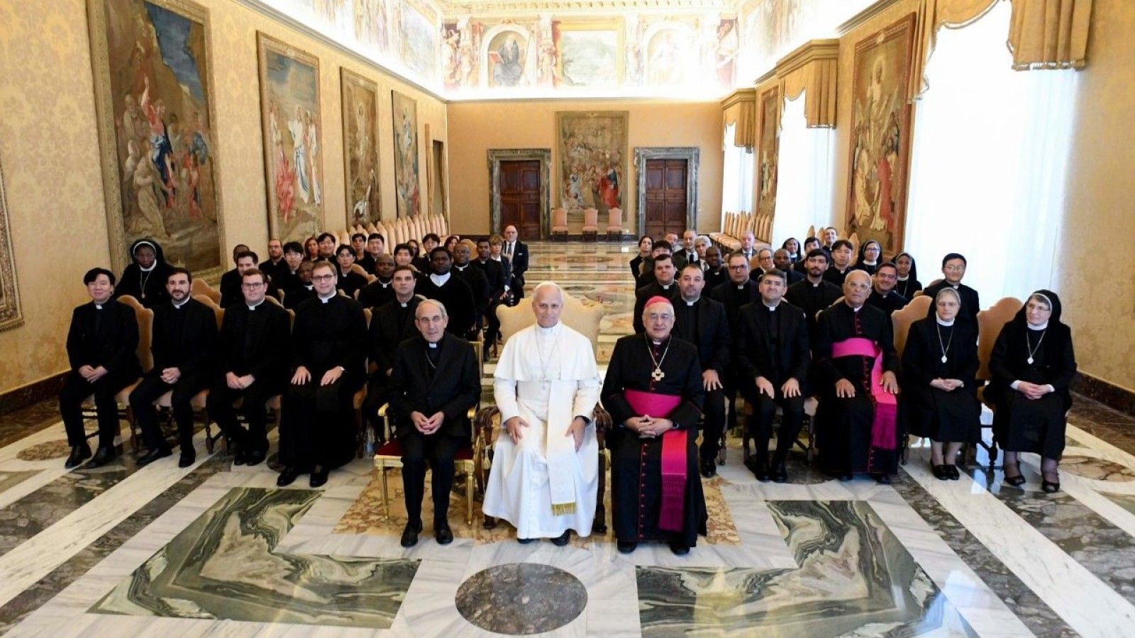 El Papa León destaca colaboración en el Colegio Pontificio Portugués