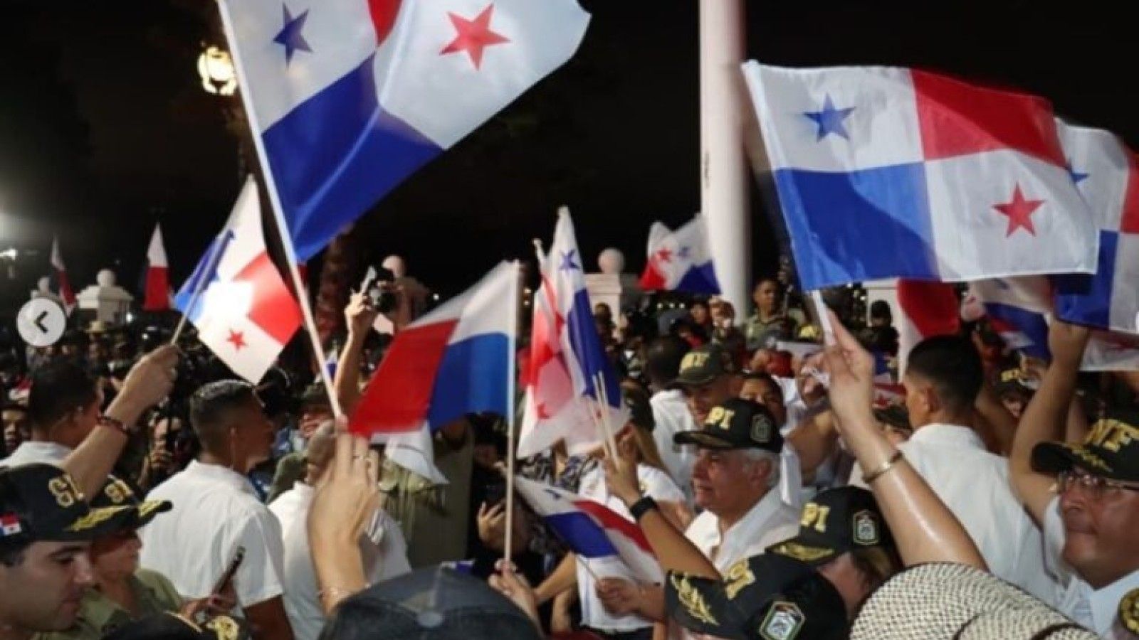 El arzobispo Ulloa anima a los jóvenes a participar en el futuro de Panamá