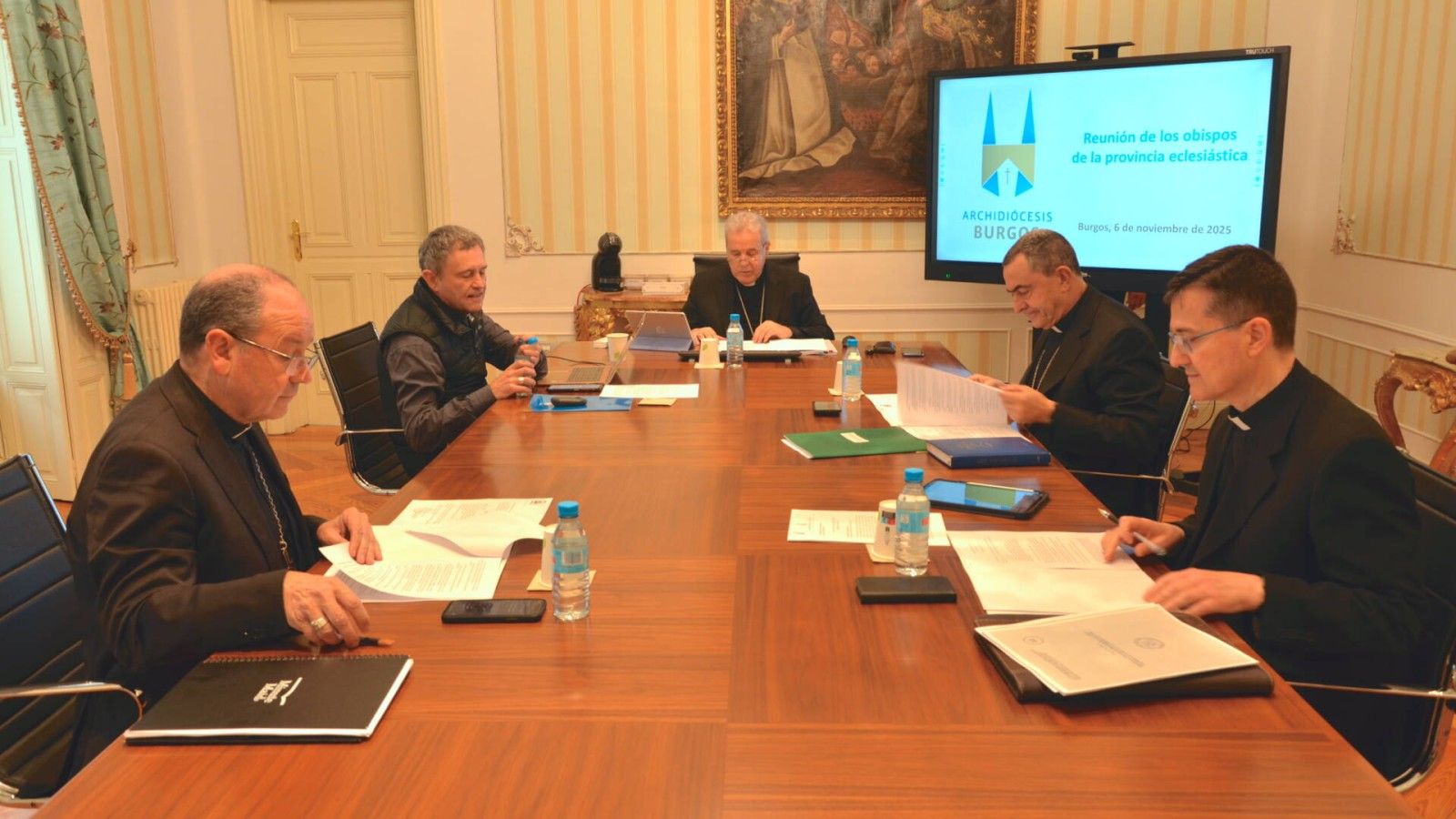El arzobispo de Burgos lidera una reunión con los obispos de la provincia eclesiástica