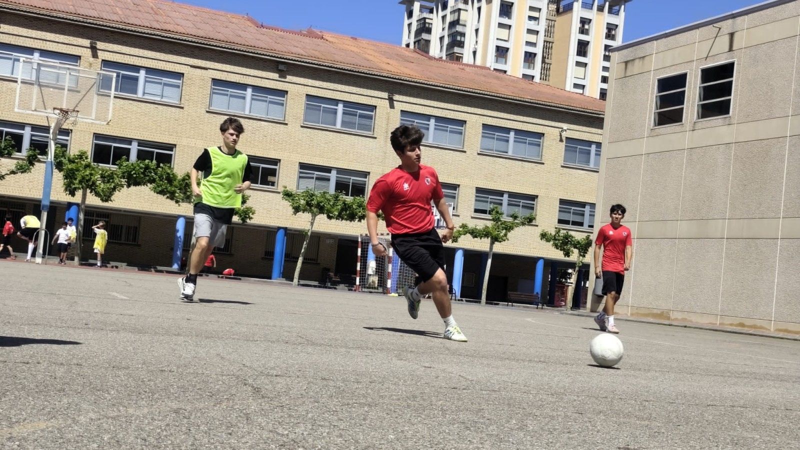 La Bishop Cup de Zaragoza impulsa las vocaciones a través del fútbol juvenil