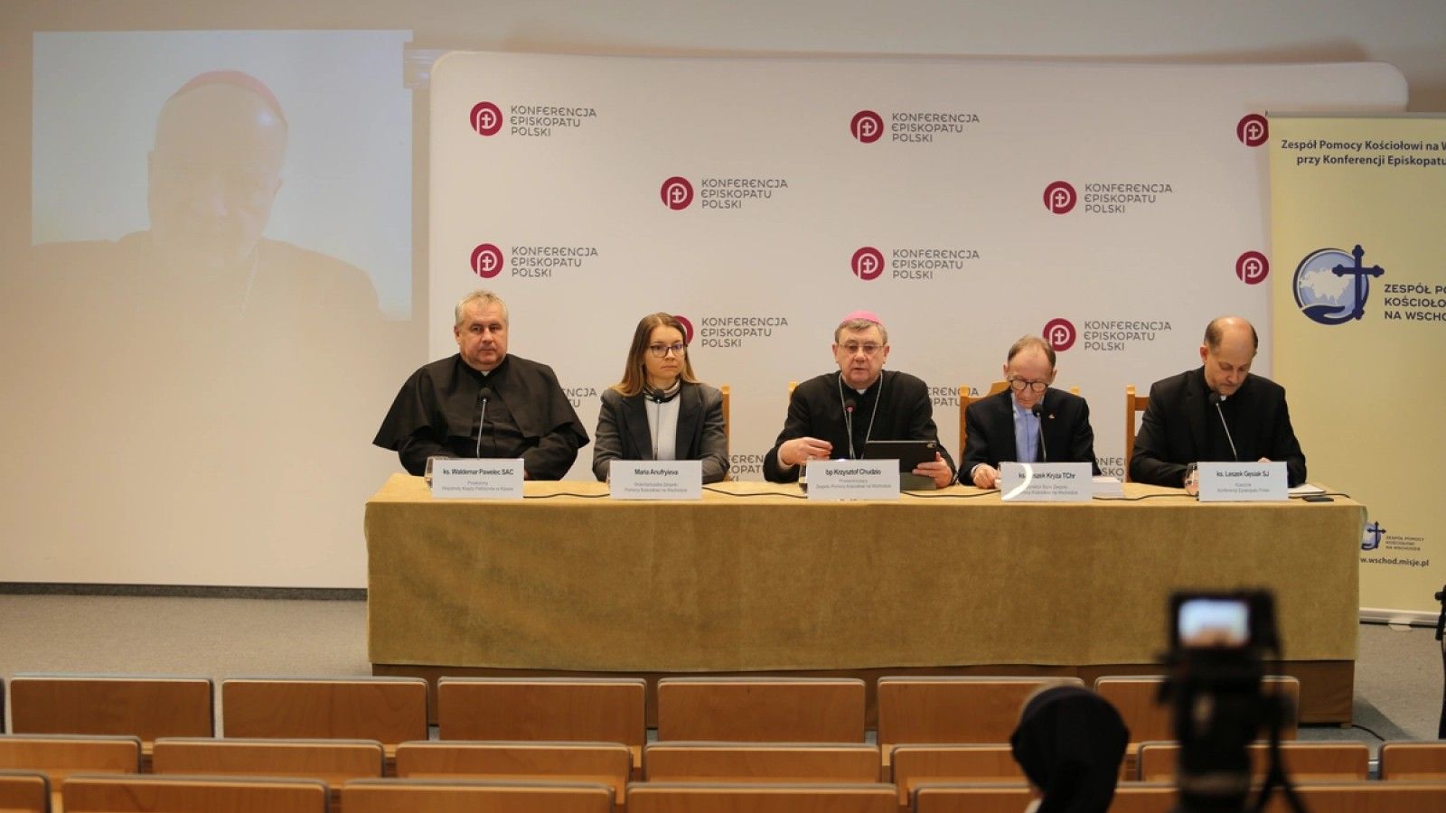 El obispo Chudzio destaca el respaldo a la Iglesia en el Este