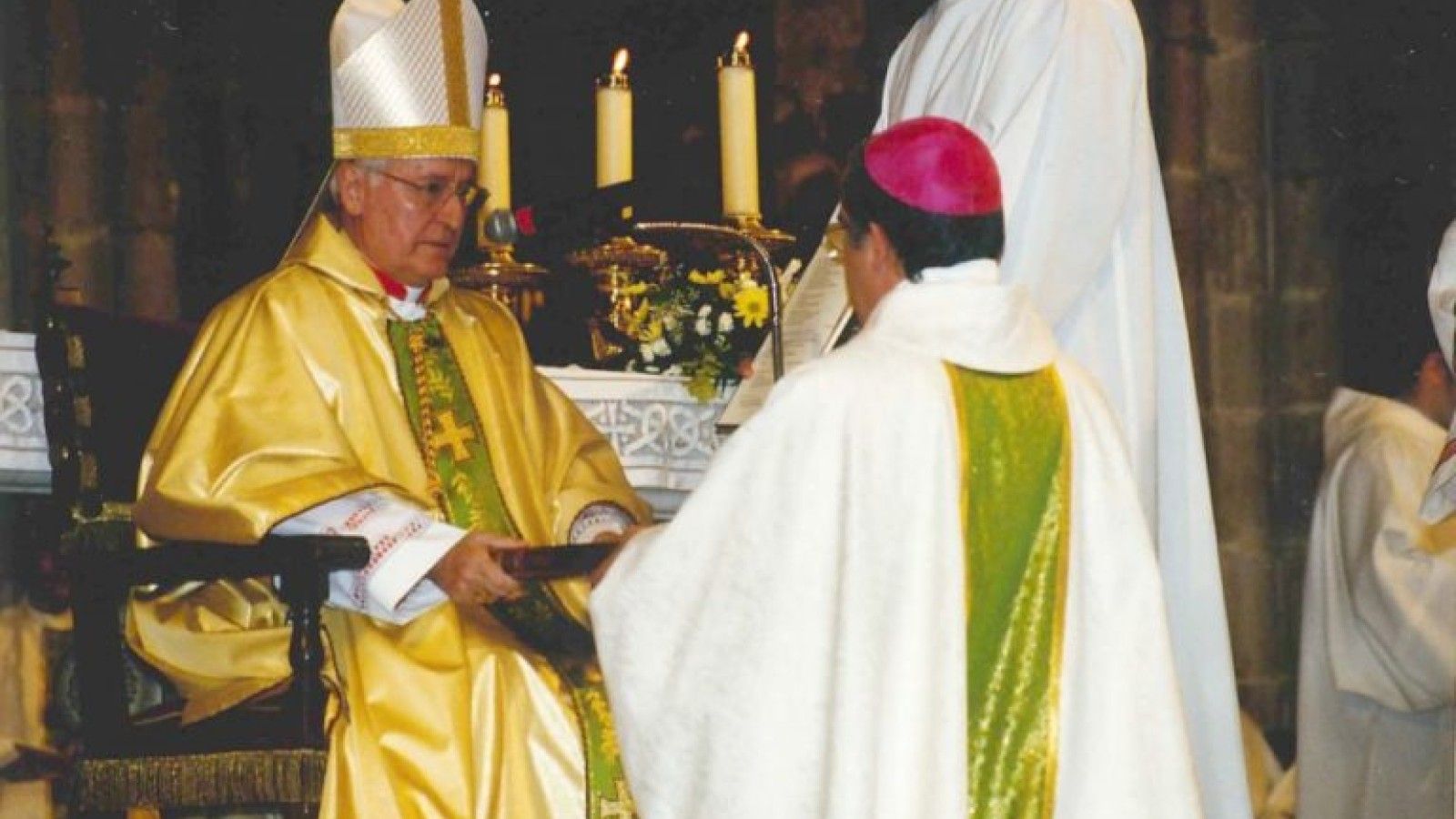 El arzobispo Saiz Meneses celebra los 24 años de su ordenación episcopal