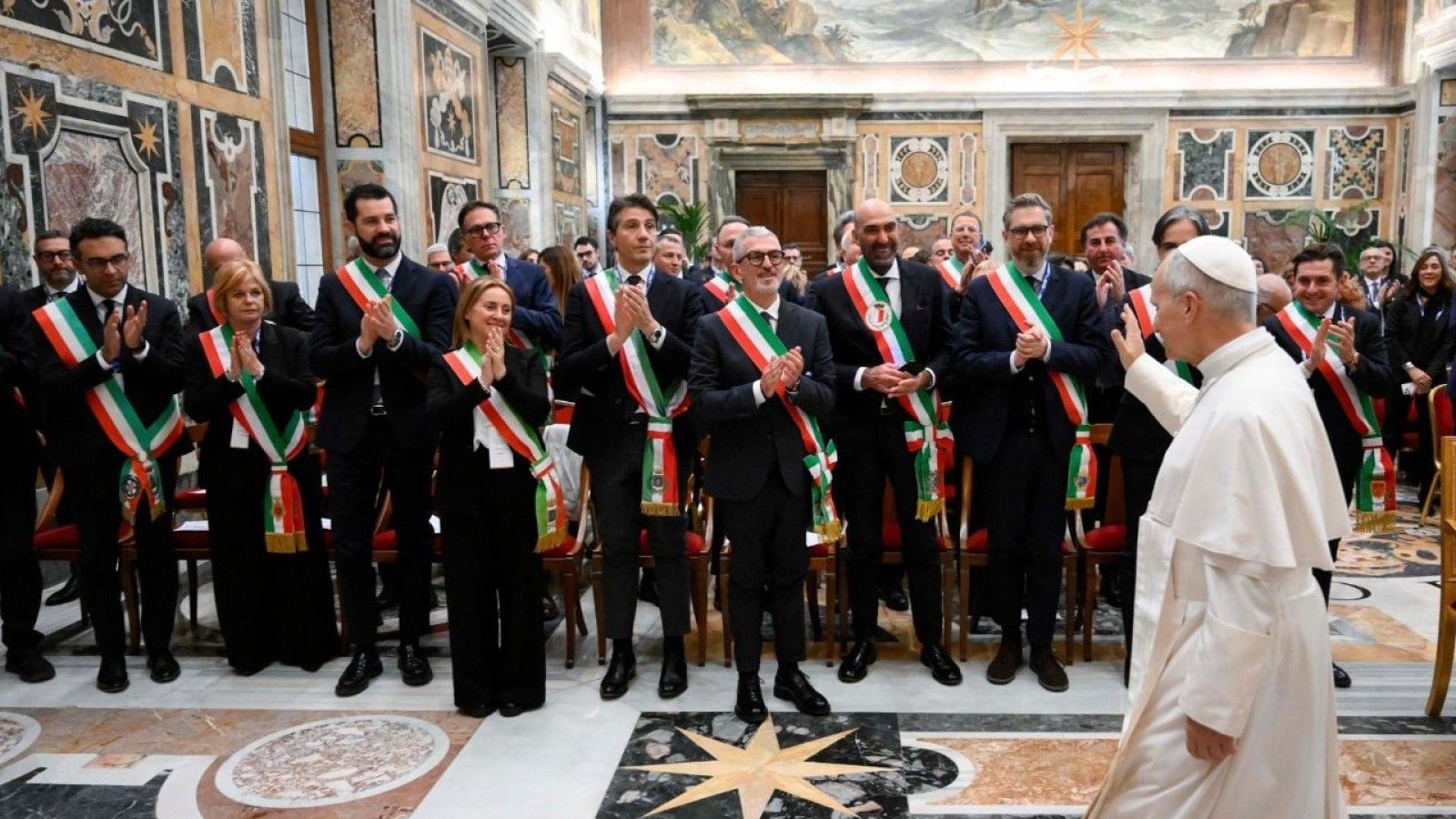 León XIV subraya la importancia de la cohesión social en Italia