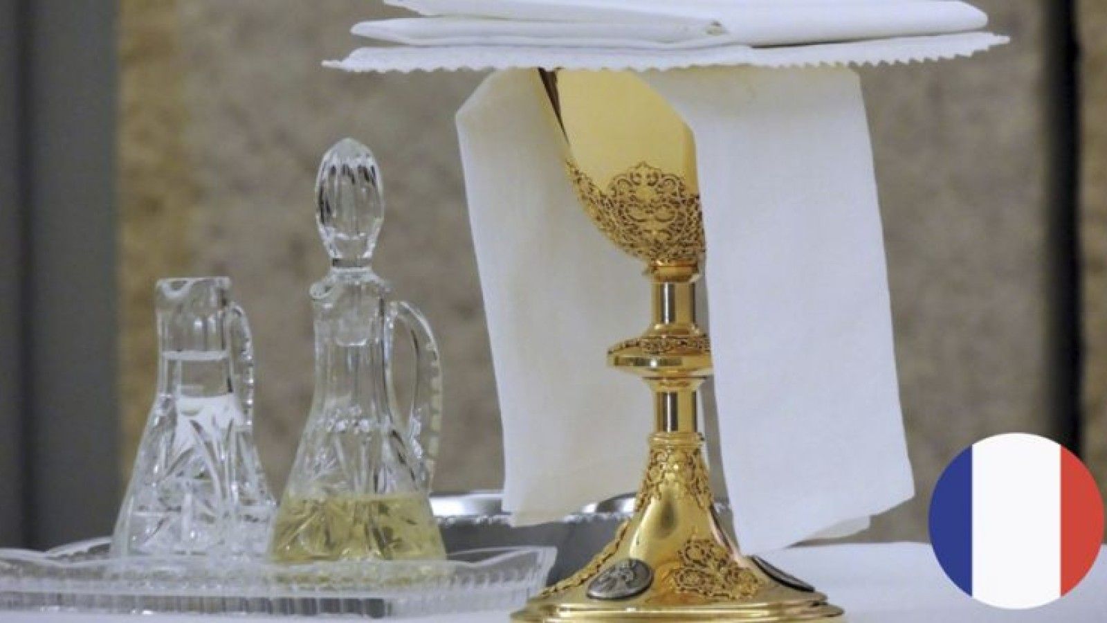 El Cabildo de la Catedral de Sevilla ofrecerá misa en francés 