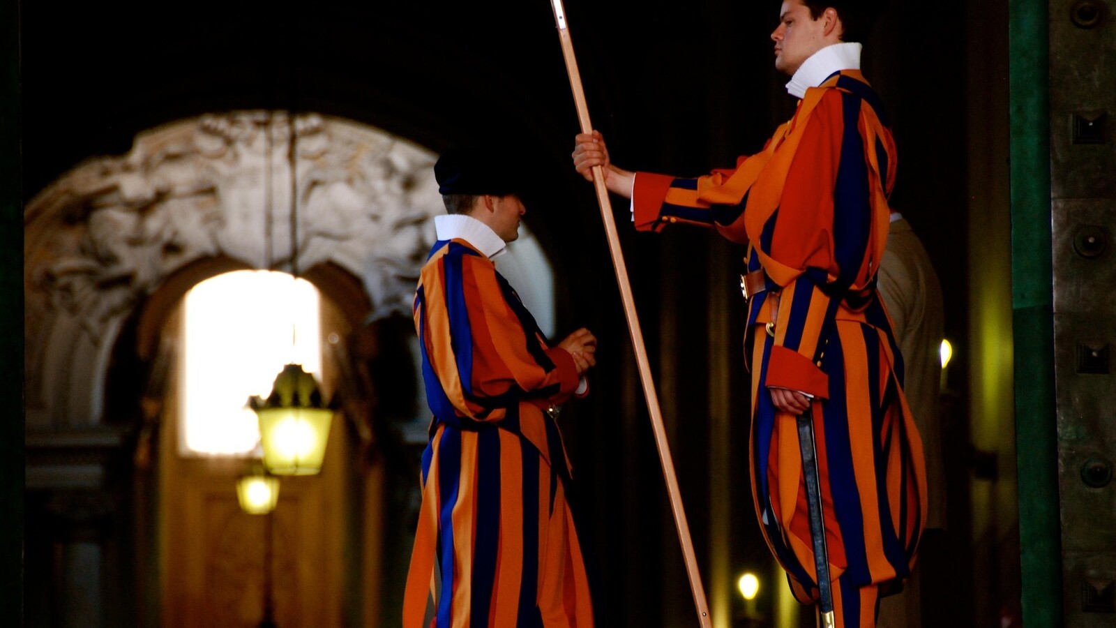 La iglesia católica: entre puentes de esperanza y vetos diplomáticos en tiempos turbulentos
