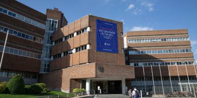 la-universidad-de-navarra-honra-el-legado-de-ortiz-de-landazuri-y-busca