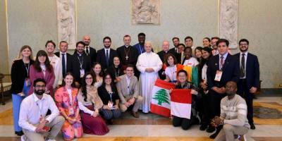 el-papa-leon-xiv-anima-a-jovenes-del-iyab-a-vivir-la-sinodalidad
