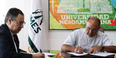 el-episcopado-de-guatemala-apoya-convenio-educativo-con-universidad-mesoamericana