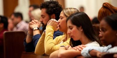 jovenes-protestantes-en-wittenberg-abogan-por-retorno-a-tradiciones-evangelicas