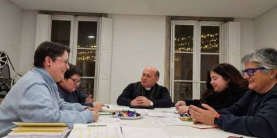 el-arzobispo-de-santiago-evalua-el-trabajo-misionero-diocesano