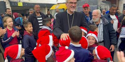 el-patriarca-pizzaballa-visita-gaza-y-anima-a-los-cristianos-locales