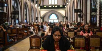 la-comunidad-catolica-de-myanmar-celebra-una-navidad-marcada-por-el-conflicto
