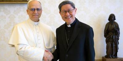 el-cardenal-tagle-destaca-que-el-papa-leon-xiv-es-un-pastor-misionero-cercano