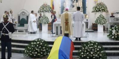 el-obispo-castrense-de-colombia-monsenor-victor-ochoa-fallece-causando-pesar