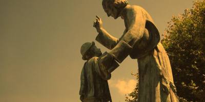 san-juan-maria-vianney-patrono-de-parrocos-inspira-a-sacerdotes-actuales