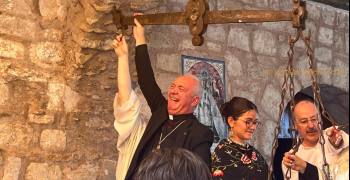 el-obispo-de-barbastro-no-sabe-jugar-al-mus
