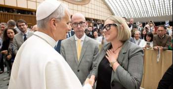 leon-xiv-un-pontifice-que-desafia-al-opus-dei-con-justicia-social-y-cercania
