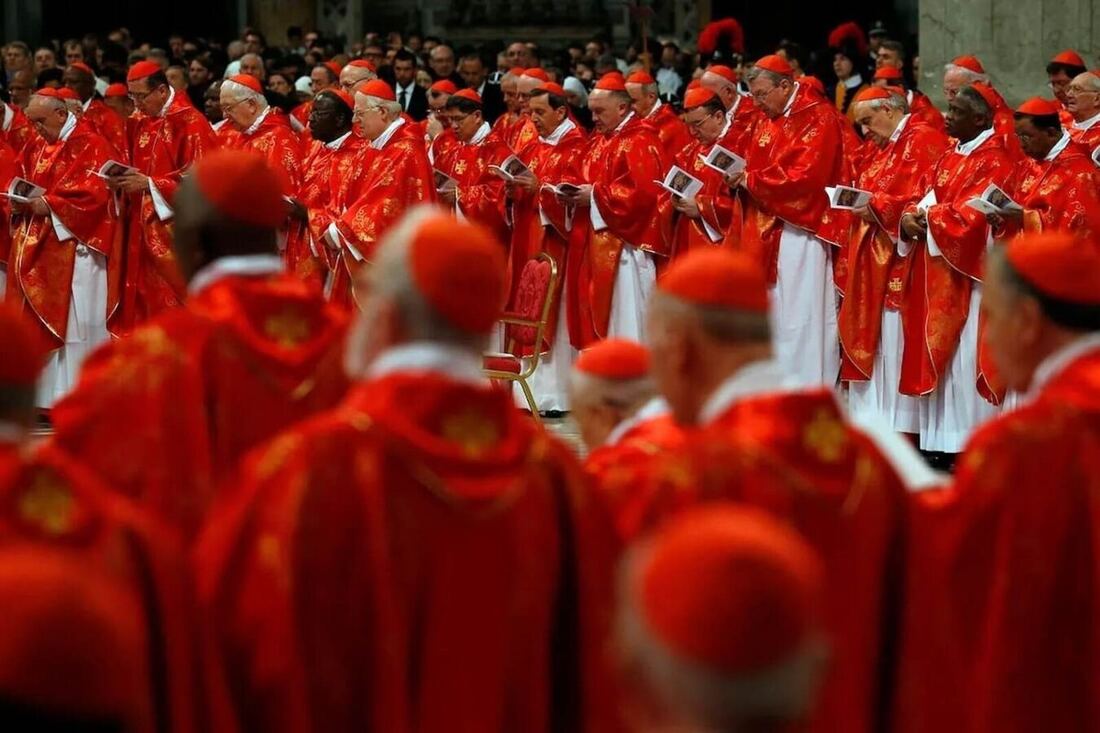 Primer consistorio del pontificado de León XIV