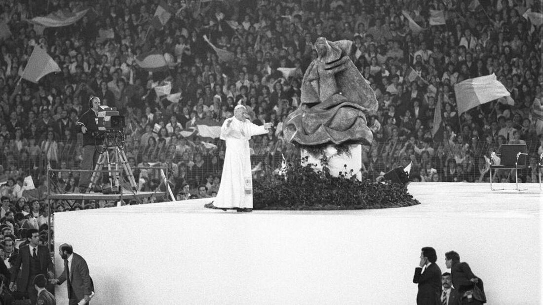 El Papa León XIV podría celebrar una misa multitudinaria en el Bernabéu en junio