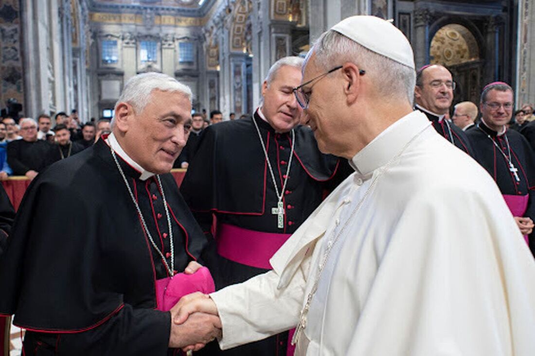 El Vaticano archiva la denuncia de pederastia contra el obispo Zornoza por un tecnicismo
